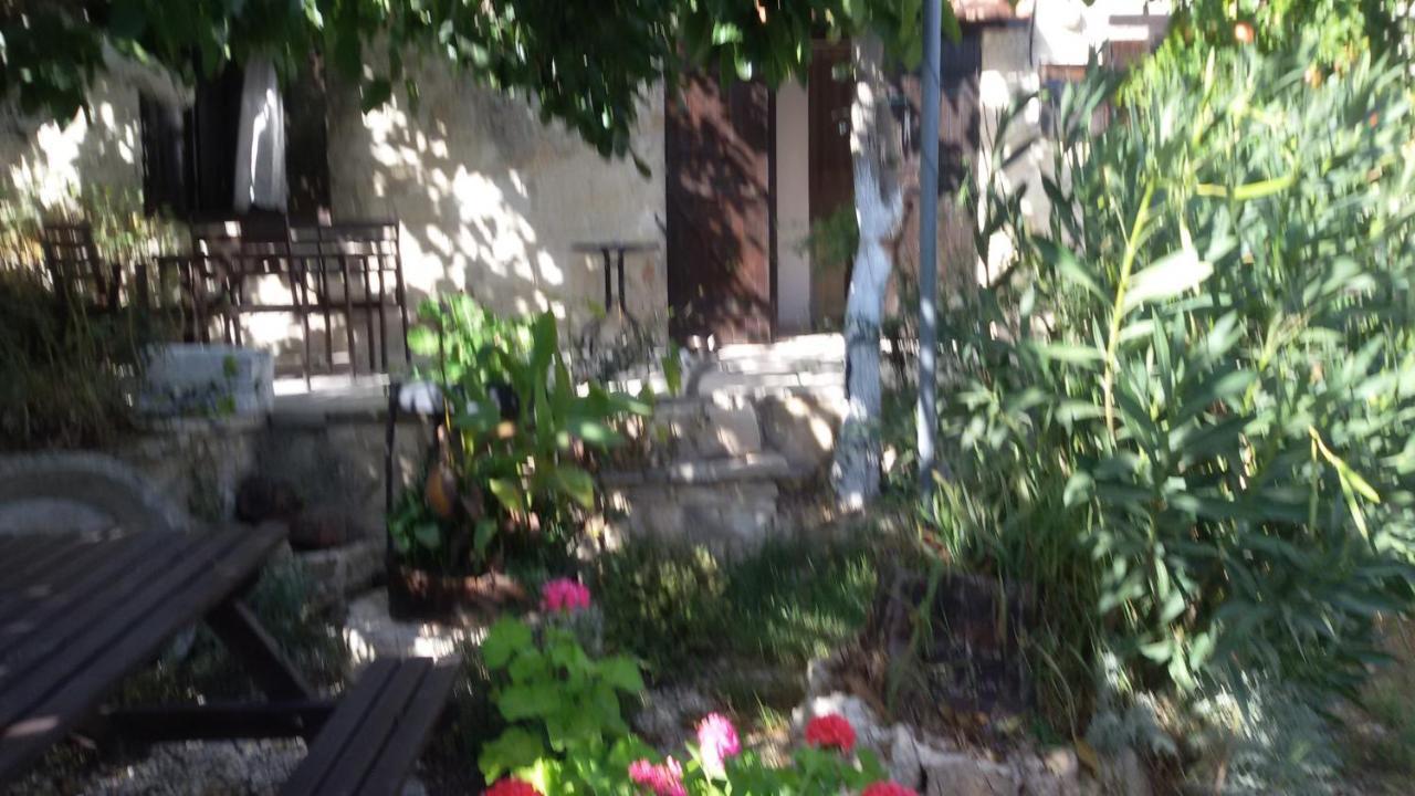 Loxandra Inn Káthikasz Kültér fotó