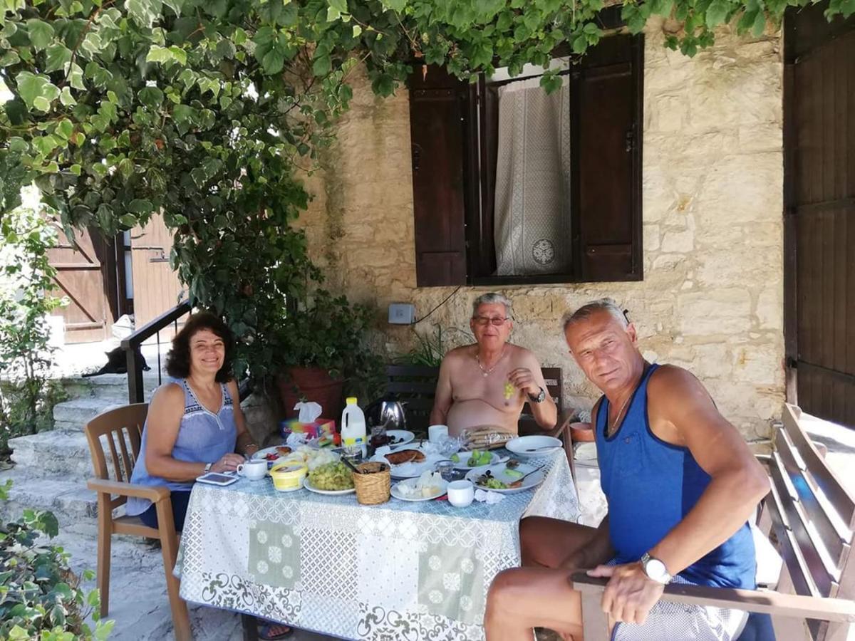 Loxandra Inn Káthikasz Kültér fotó